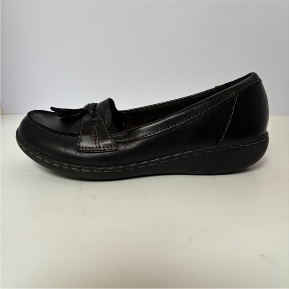 Clarks Ashland Bubble Loafers Work Shoes Comfort Slip On Leather Black Size 7 - Picture 8 of 11